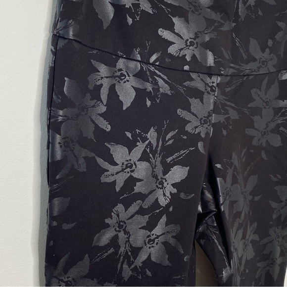 Soft Surroundings Twilight Floral Leggings - Picture 5 of 12